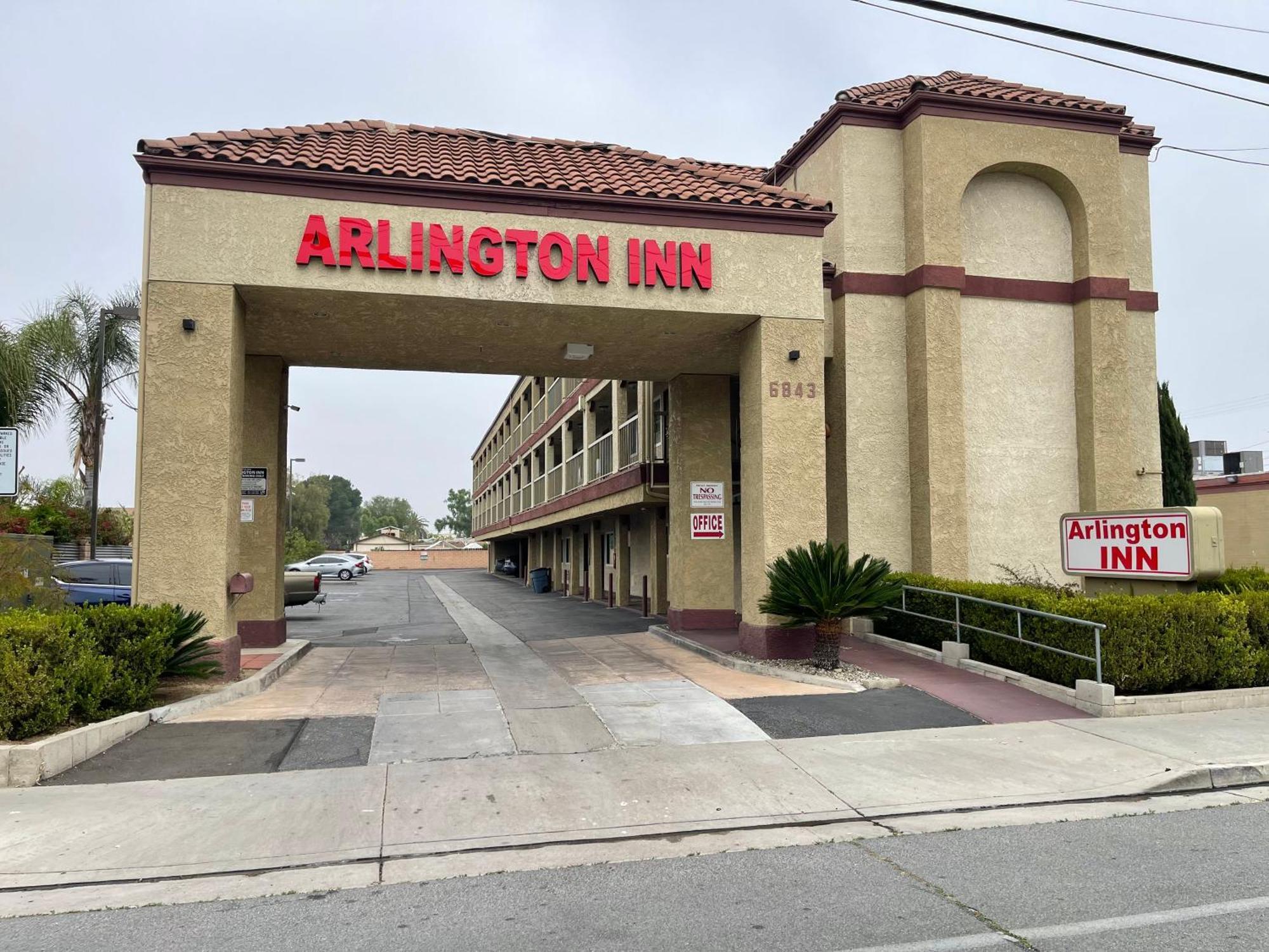 Arlington Inn Riverside Exterior photo